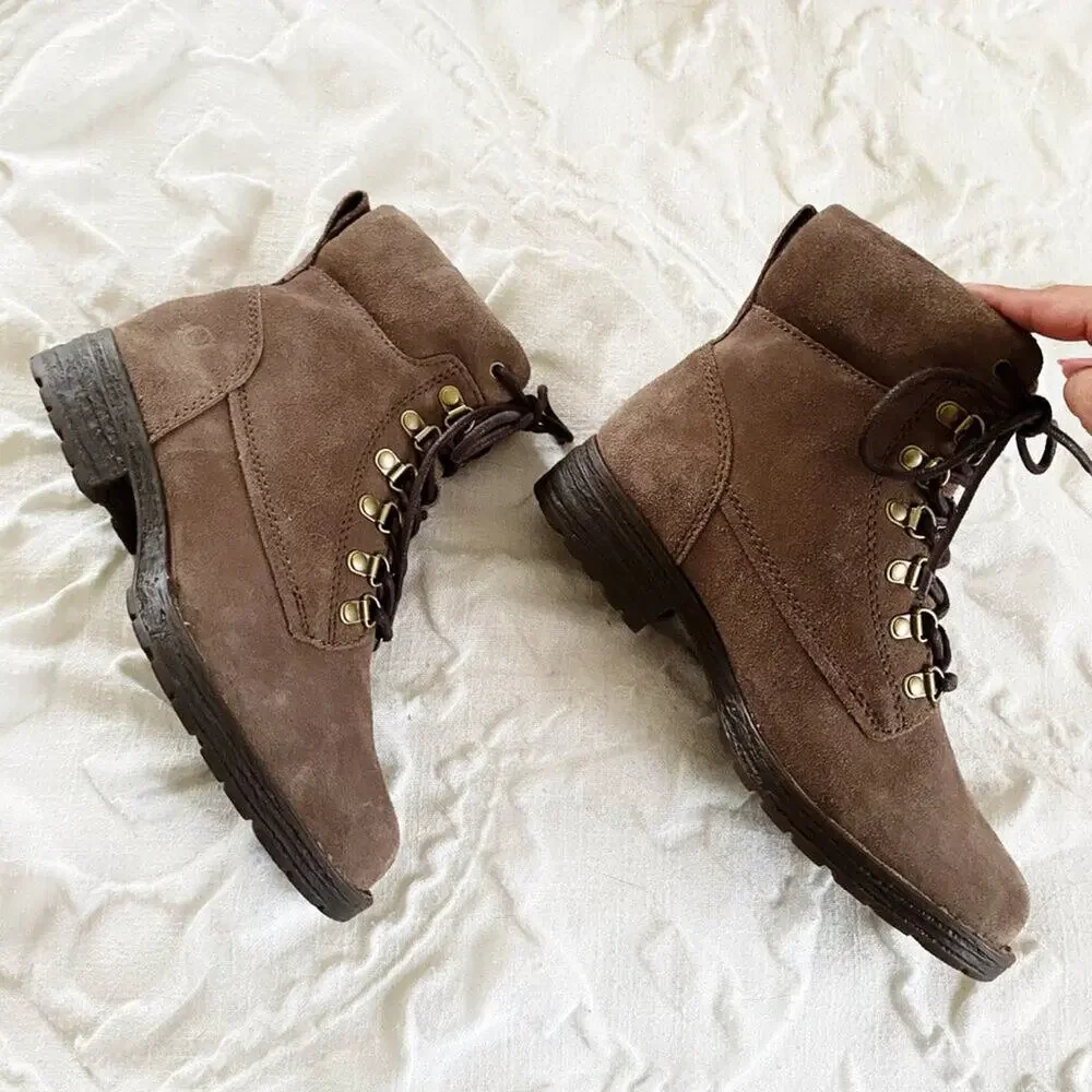 Born Codi Lace Up Boots Size 6 New